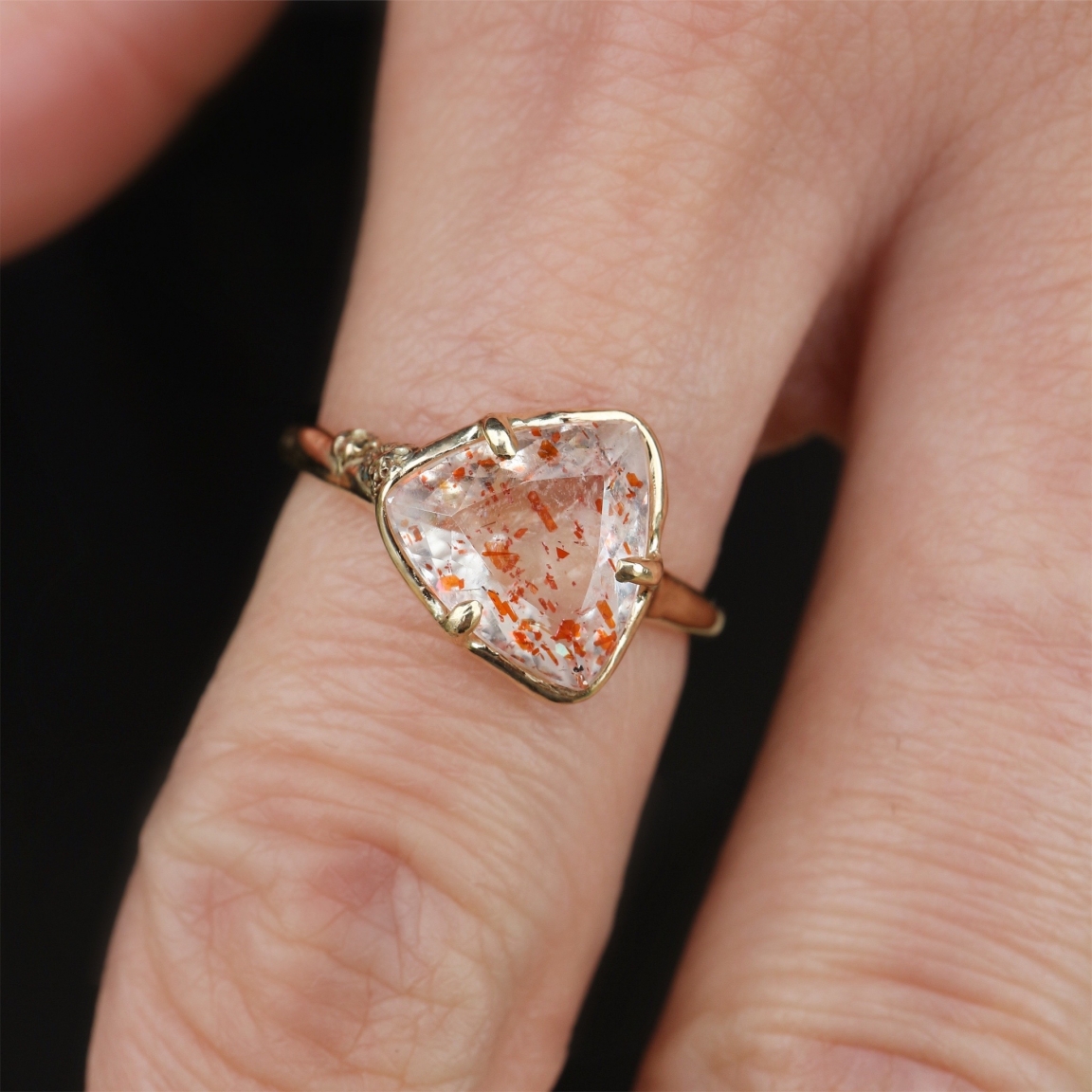 Fillyjonk(フィリフヨンカ) Moss ring | オリゴクレースサン Fillyjonk(フィリフヨンカ) Moss ring | オリゴクレースサン