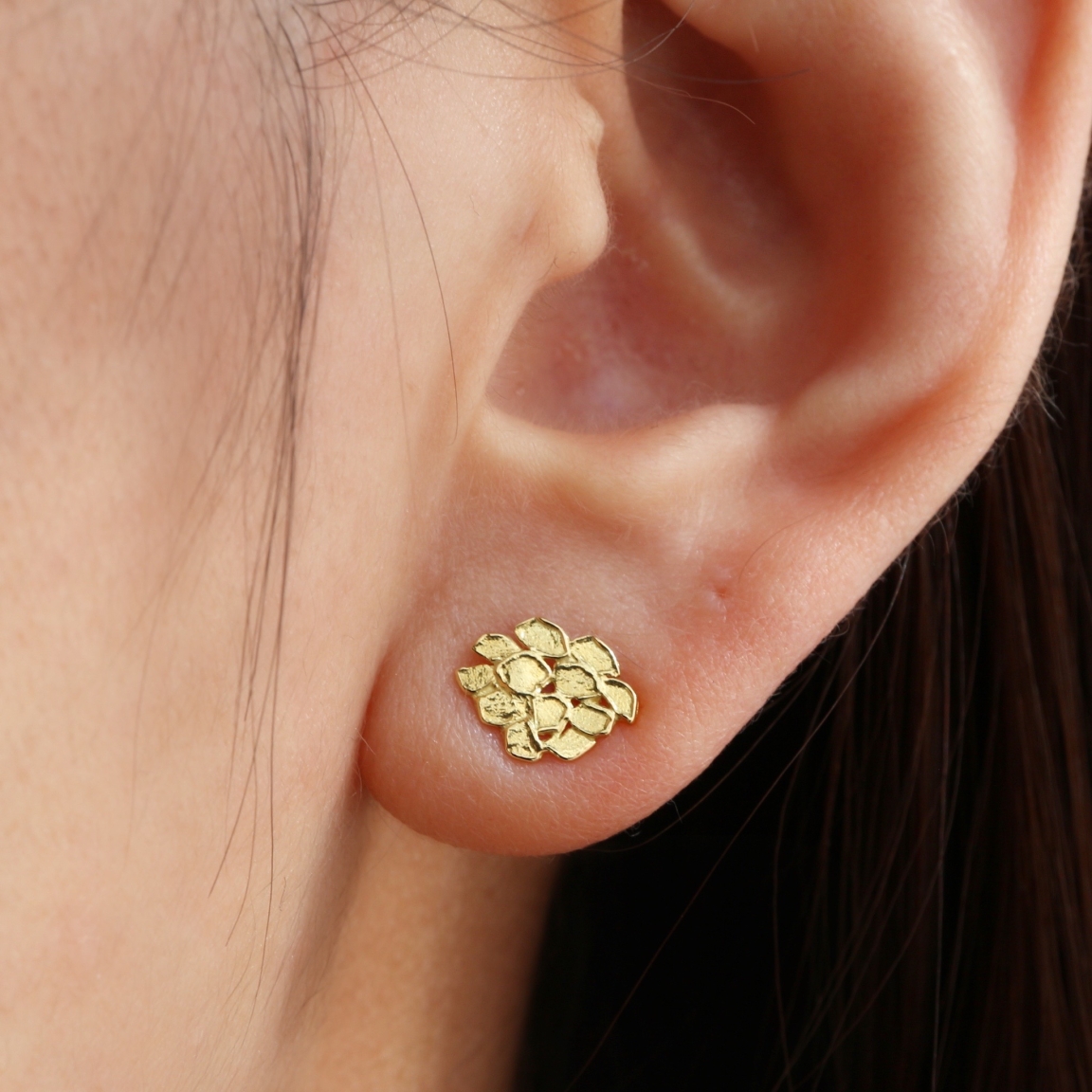 SATOMI KAWAKITA (サトミ カワキタ) Leaf Cluster Studs Pierce SATOMI KAWAKITA (サトミ カワキタ) Leaf Cluster Studs Pierce