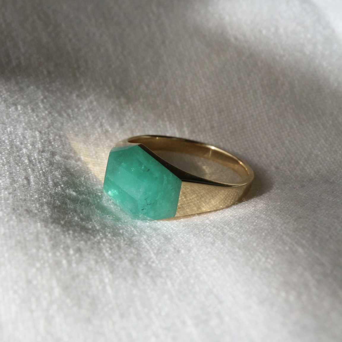 bororo(ボロロ)Emerald Mini Rock Ring (Crystal bororo(ボロロ)Emerald Mini Rock Ring (Crystal