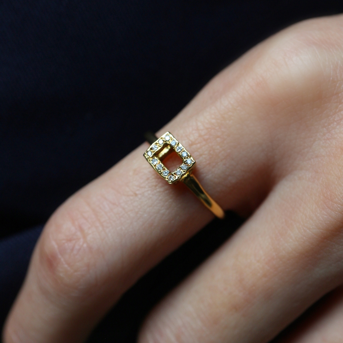 SATOMI KAWAKITA (サトミ カワキタ)Diamond Box Ring