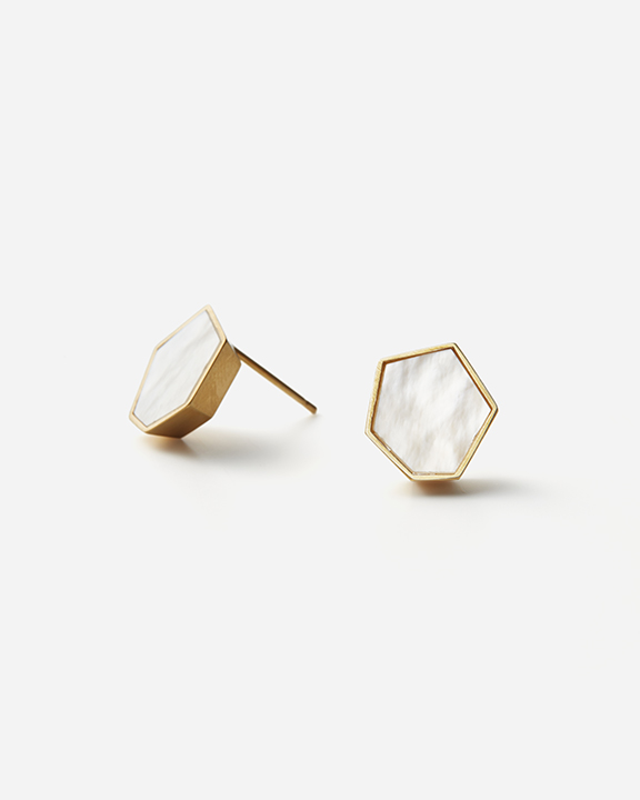 Polygon Shell Earrings GOLD  | 白蝶貝 ピアス