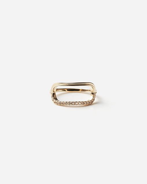 ڼBeluga Diamond Ring |  