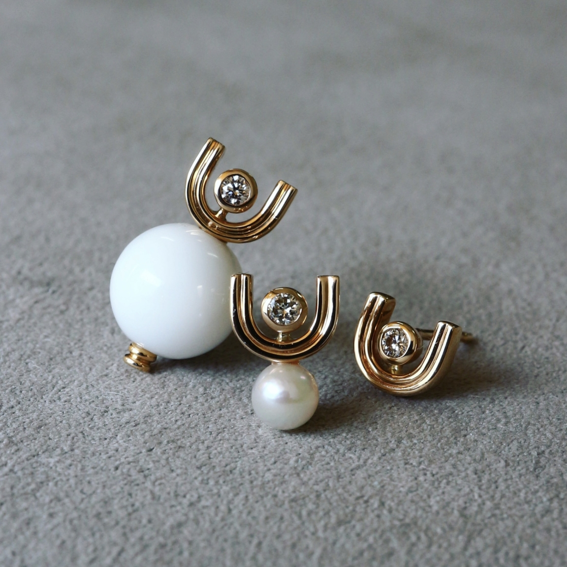 Hirotaka(ヒロタカ) Beluga Diamond White Agate Earring Hirotaka(ヒロタカ) Beluga Diamond White Agate Earring