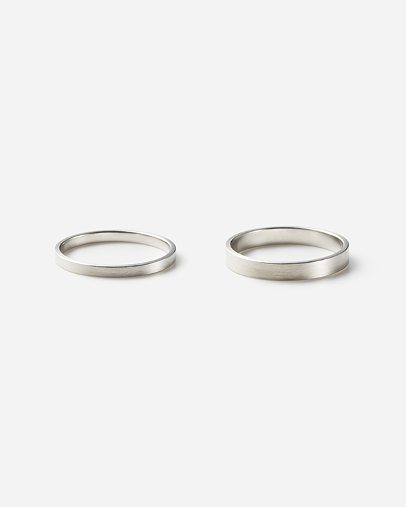 2mm / 3mm Flat Ring(Plutinum) | マリッジ リング(プラチナ)<img class='new_mark_img2' src='https://img.shop-pro.jp/img/new/icons8.gif' style='border:none;display:inline;margin:0px;padding:0px;width:auto;' />