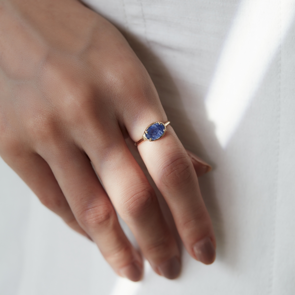 Fillyjonk(フィリフヨンカ) Moss ring デュモルティエライトイン