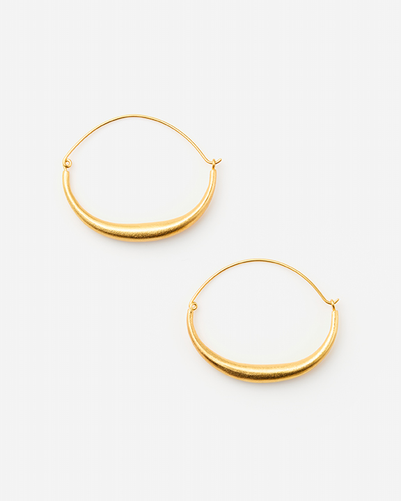 CRESCENT MOON hoop earring (color:gold) | シルバーピアス