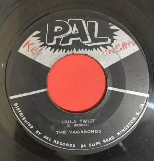 VAGABONDS - HULA TWIST