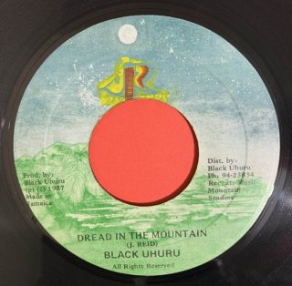 BLACK UHURU - DREAD IN THE MOUNTAIN
