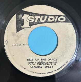 MICHIGAN & SMILEY - NICE UP THE DANCE