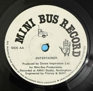 UNKNOWN ARTIST - ENTERTAINER