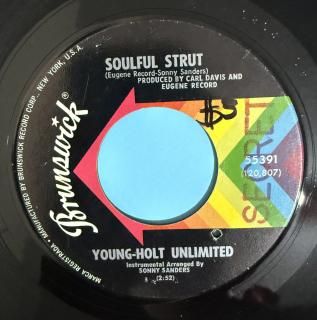 YOUNG HOLT UNLIMITED - SOULFUL STRUT