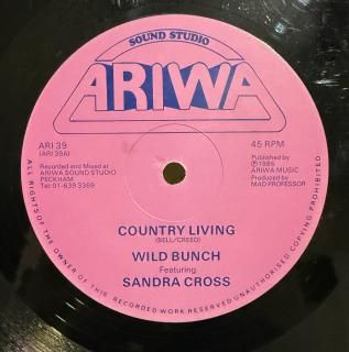 WILD BUNCH - COUNTRY LIVING