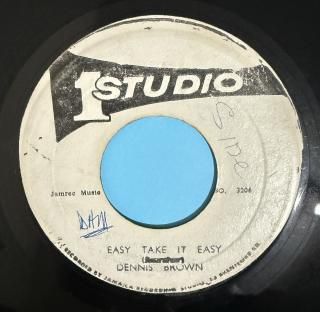 DENNIS BROWN - EASY TAKE IT EASY
