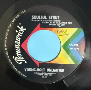 YOUNG HOLT UNLIMITED - SOULFUL STRUT