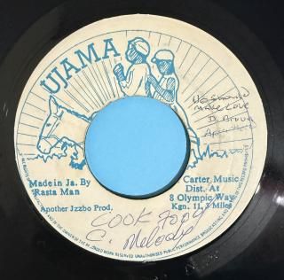 COURTNEY MELODY - COOK FOOD