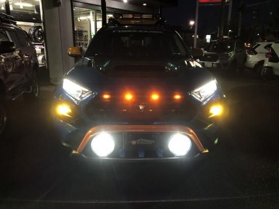 RAV4アドベンチャー専用 KADDIS グリルマーカー - ロードハウス