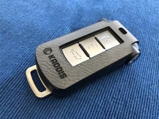 デリカD:5 後期型 KADDISスマートキープロテクター グレー