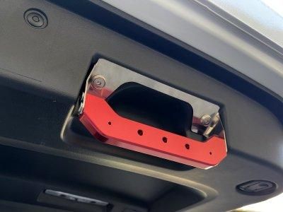 デリカD:5前期型用 X-Fangビレットリアゲートグリップ - ロード