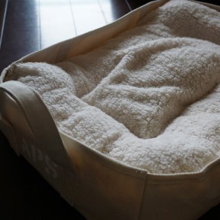 <img class='new_mark_img1' src='https://img.shop-pro.jp/img/new/icons47.gif' style='border:none;display:inline;margin:0px;padding:0px;width:auto;' />DOG CANVAS BED BOA