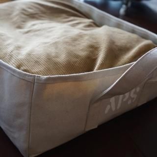 <img class='new_mark_img1' src='https://img.shop-pro.jp/img/new/icons47.gif' style='border:none;display:inline;margin:0px;padding:0px;width:auto;' />DOG CANVAS BED corduroy