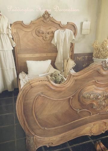 アンティークベッド ヴィクトリアン カービングウォルナット アンティークダブルベッド