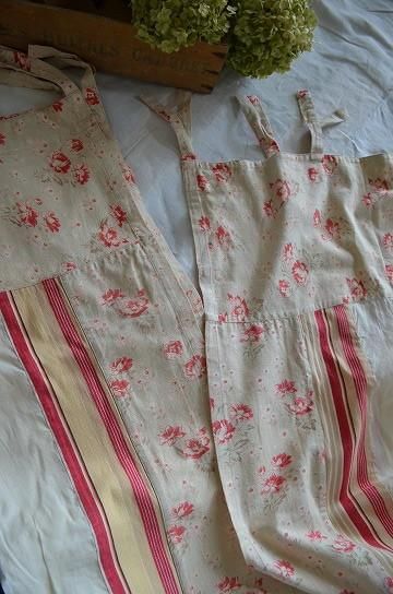 モスリンボイルのパネルペア（2枚組）カーテン【パディントン