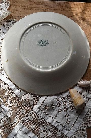 リュネヴィル　lunéville 白鳥やカメオ柄のプレート　フランスアンティーク リュネヴィル lunéville 白鳥やカメオ柄のプレート フランス