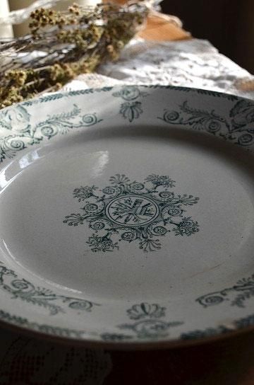 リュネヴィル製白鳥やカメオ柄のプレート【パディントン】｜ブロカント