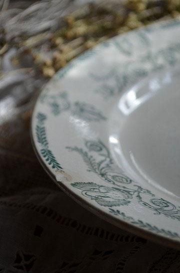 リュネヴィル製白鳥やカメオ柄のプレート【パディントン】｜ブロカント