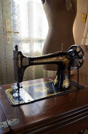 フランス アンティーク ソーイング デスク ハンドメイド 裁縫 ミシン フランス アンティーク ソーイング デスク ハンドメイド 裁縫 ミシン