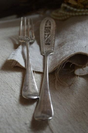 ジェームズディクソン製シルバーナイフとフォークの2本セット