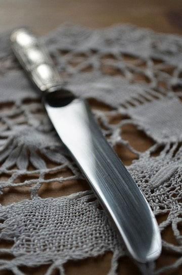 アンティークシルバーバターナイフ【パディントン】｜ブロカント