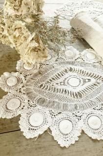 アンティーク マルチーズレース リネンラウンドドイリー マルタ十字