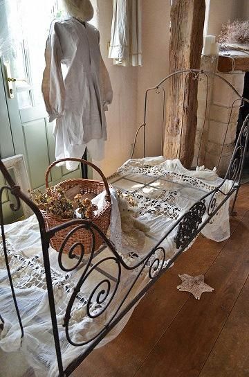 フレンチアンティーク　アイアンベッド　スノコ付き フレンチアンティーク アイアンベッド スノコ付き