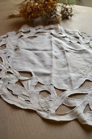 花柄カットワーク刺繍アンティークレース【パディントン】｜ブロカント
