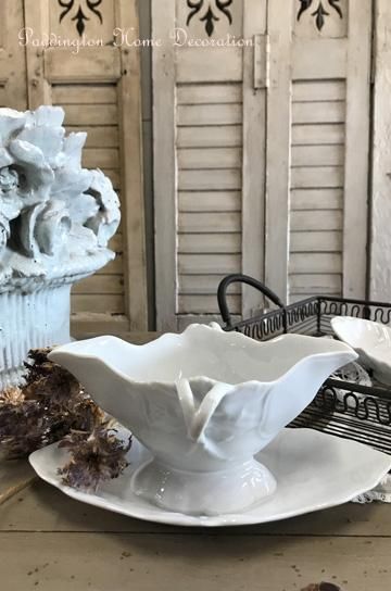 フランスアンティークソーシエール白