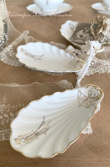 フランスアンティーク Limoges ロカイユスタイル 白磁のソーシエール フランスアンティーク Limoges ロカイユスタイル 白磁のソーシエール