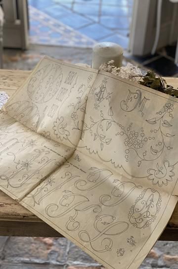 フランスの刺繍専門新聞la broderie du jour【パディントン