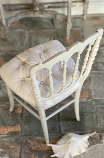ホワイトナポレオンチェア【パディントン】｜アンティーク家具