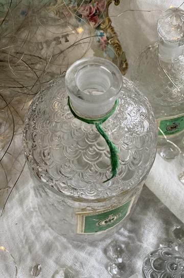GUERLAIN IMPERIALEゲランインペリアル250mlビーボトル GUERLAIN ゲラン オーインペリアル ゴールデン ビーボトル 250ml