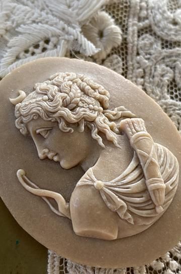 アルテミスのアンティークカメオ【パディントン】｜ブロカント