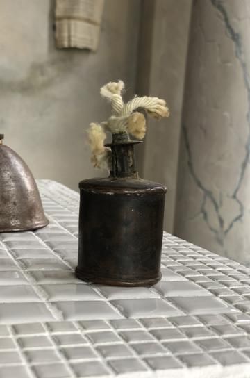 古いブリキのオイル缶・ランプ・小物6点セット【パディントン