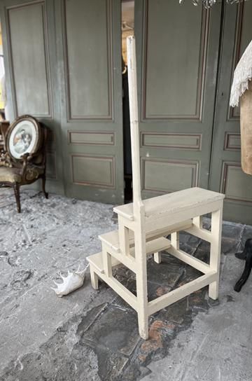 L3612-58 英国アンティーク オーク スツール 踏み台 花台 ステップ L3612-58 英国アンティーク オーク スツール 踏み台 花台 ステップ