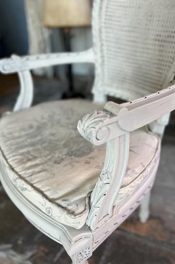 ルイ16世フレンチアームチェア【パディントン】｜アンティーク家具