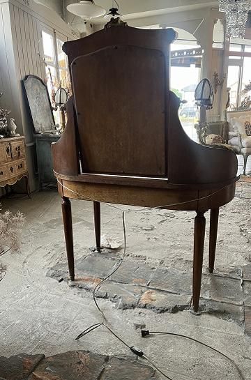 アンティークドレッサー ルイ16世アンティークドレッサー【パディントン】｜アンティーク家具