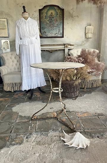 IFU-402 英国アンティーク アイアンテーブル 白 ガーデニングテーブル IFU-402 英国アンティーク アイアンテーブル 白 ガーデニング