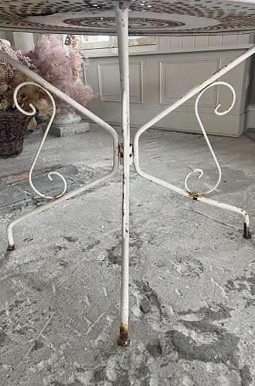 アイアンガーデンテーブル【パディントン】｜アンティーク家具