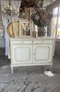 ロココ調時代のフレンチキャビネット【パディントン