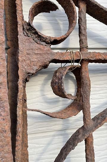 シンデレラ城のアイアンゲート D34147【パディントン