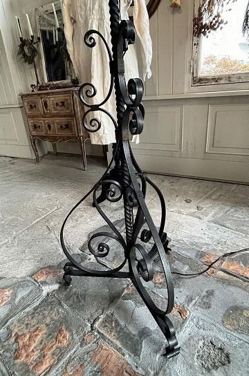 アイアンフロアスタンドライト【パディントン】｜アンティーク家具